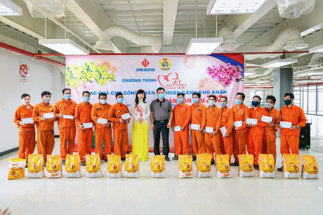 Vì sự an toàn của bản thân và cộng đồng, chúng tôi chọn ở lại TP HCM ăn Tết - Ảnh 2.