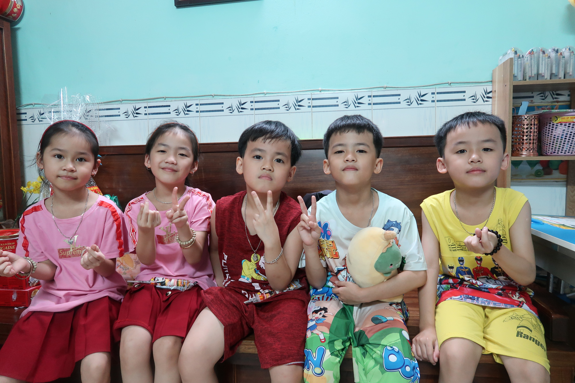 Ca sinh 5 đầu tiên ở TP HCM giờ ra sao?