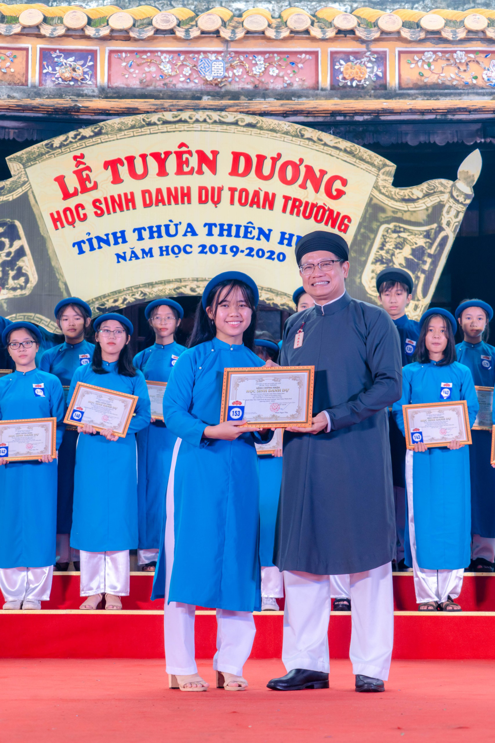 Áo dài Huế hướng tới di sản thế giới - Ảnh 6.