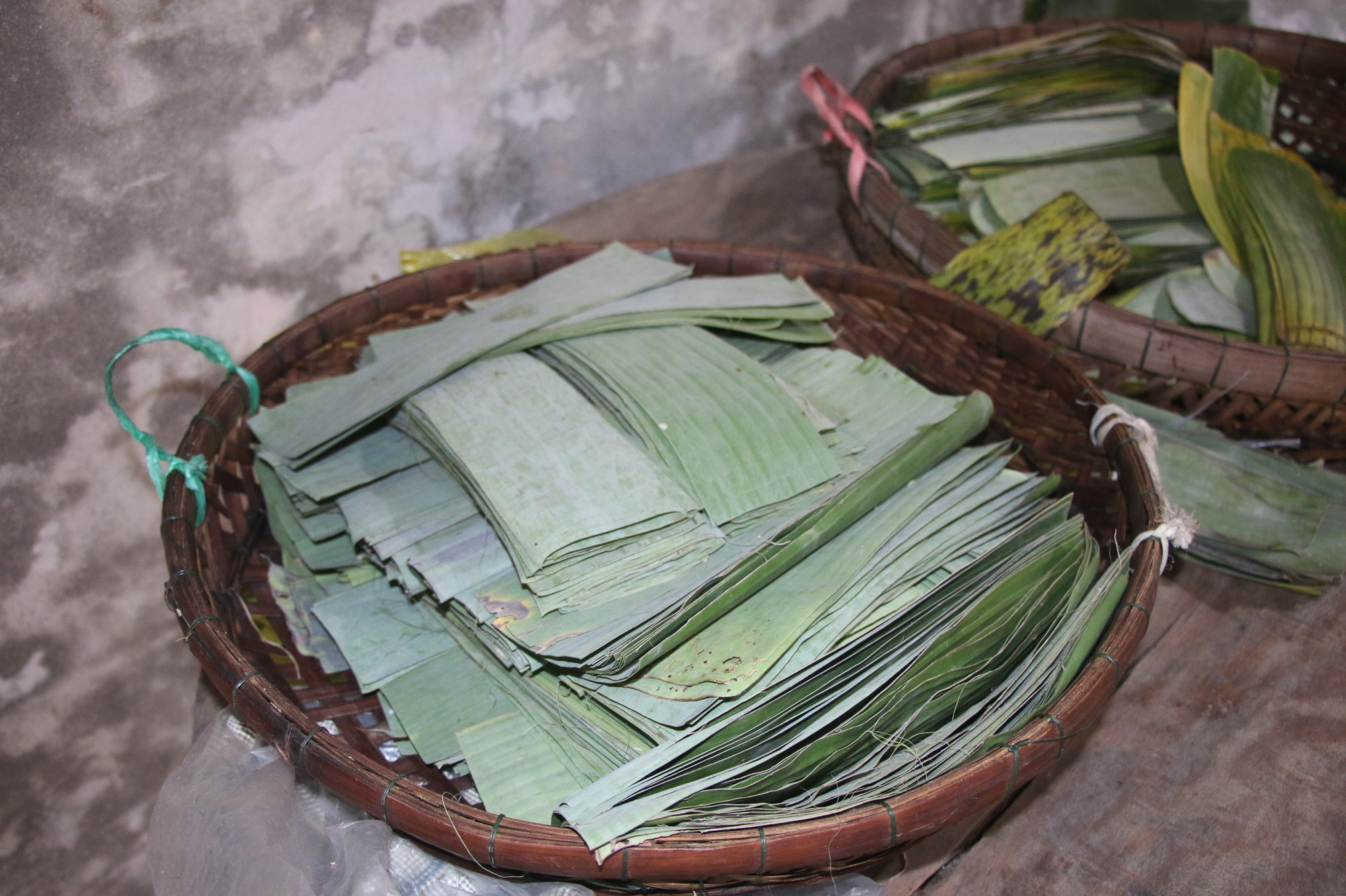 B&iacute; quyết tạo n&ecirc;n b&aacute;nh t&eacute;t l&aacute; cẩm thơm lừng dịp Tết ở miền T&acirc;y  - Ảnh 6.