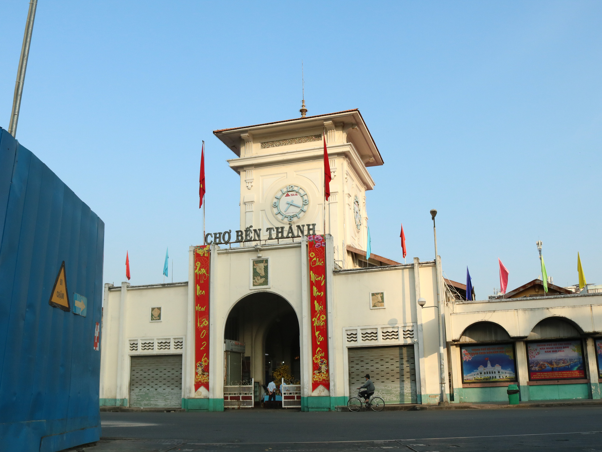 M&ugrave;ng 1 Tết:Ba miền nắng đẹp, kh&ocirc;ng kh&iacute; trong l&agrave;nh, đường phố vắng chưa từng c&oacute;  - Ảnh 2.