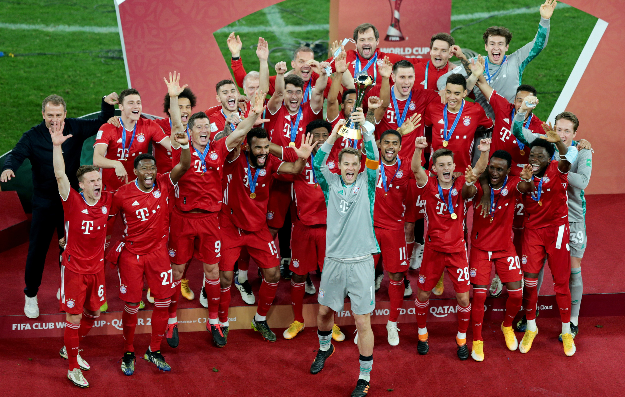 Thắng chung kết ở sa mạc Qatar, Bayern Munich l&ecirc;n đỉnh thế giới - Ảnh 8.