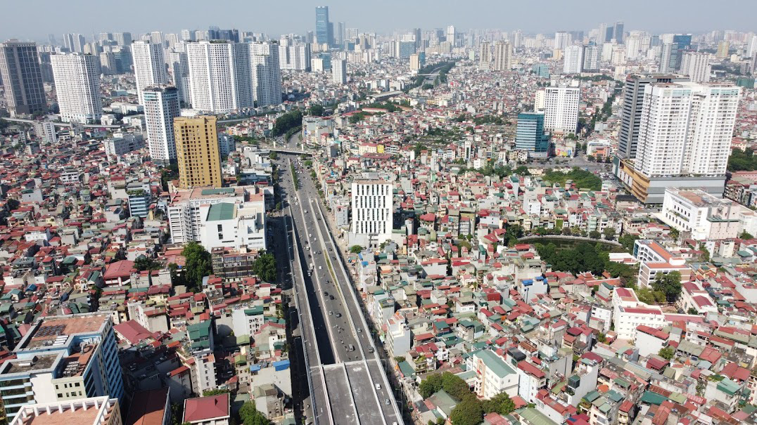 Toàn cảnh những công trình gỡ ùn tắc giao thông cho Hà Nội thời gian qua - Ảnh 9.