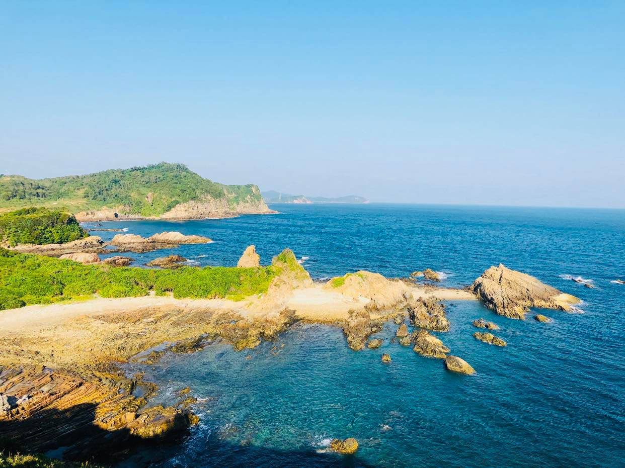 Những điểm check-in nổi tiếng miền Bắc nhất định phải đến - Ảnh 2.