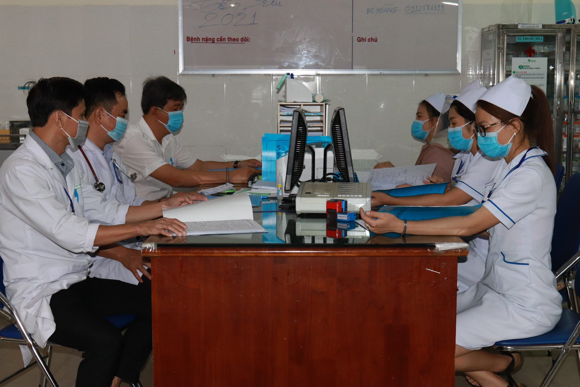 Chùm ảnh đón Tết ở bệnh viện - Ảnh 10.