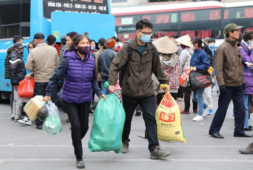 Tất cả người dân trở lại Hà Nội sau tết đều phải khai báo y tế