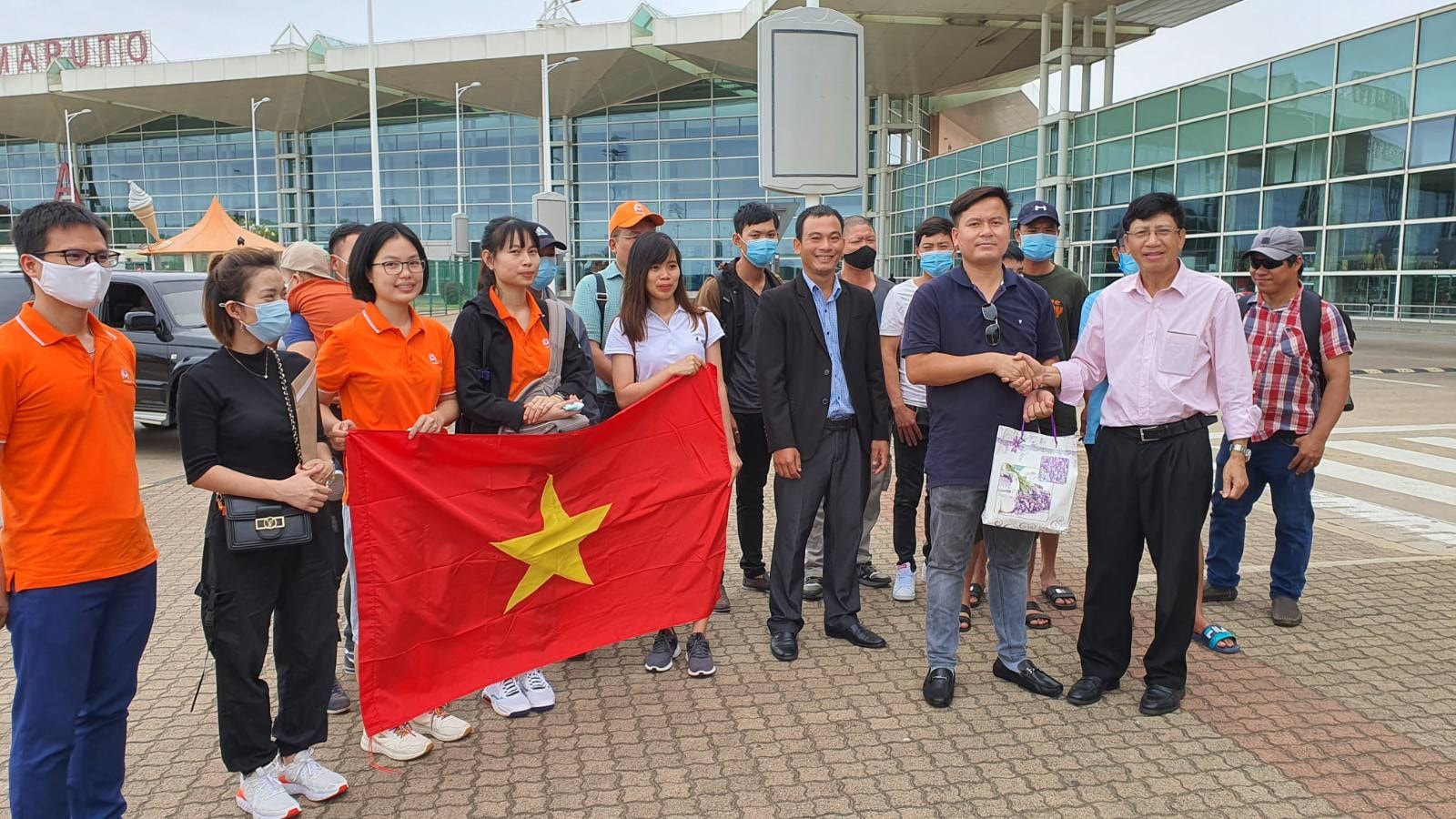 Bảo hộ c&ocirc;ng d&acirc;n ở Nam phần Ch&acirc;u Phi - chuyện b&acirc;y giờ mới kể - Ảnh 4.