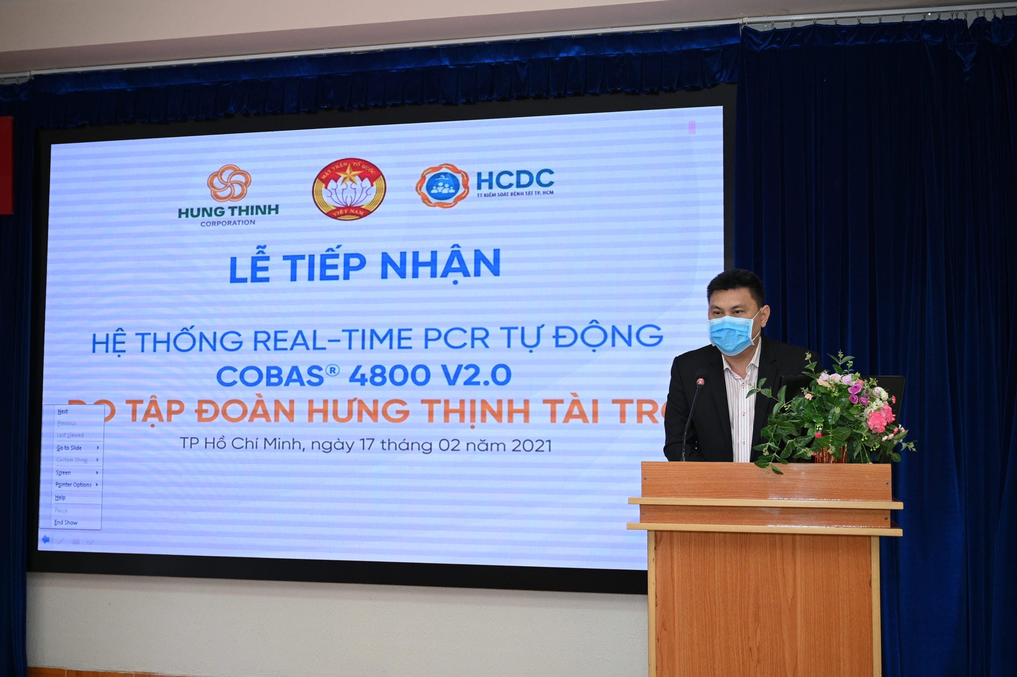 Tập đo&agrave;n Hưng Thịnh tặng m&aacute;y x&eacute;t nghiệm gần 5,3 tỷ đồng cho Trung t&acirc;m kiểm so&aacute;t bệnh tật TP HCM - Ảnh 4.