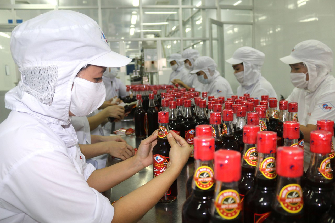 Đầu năm nghe doanh nghiệp kể chuyện vượt b&atilde;o Covid-19 - Ảnh 3.