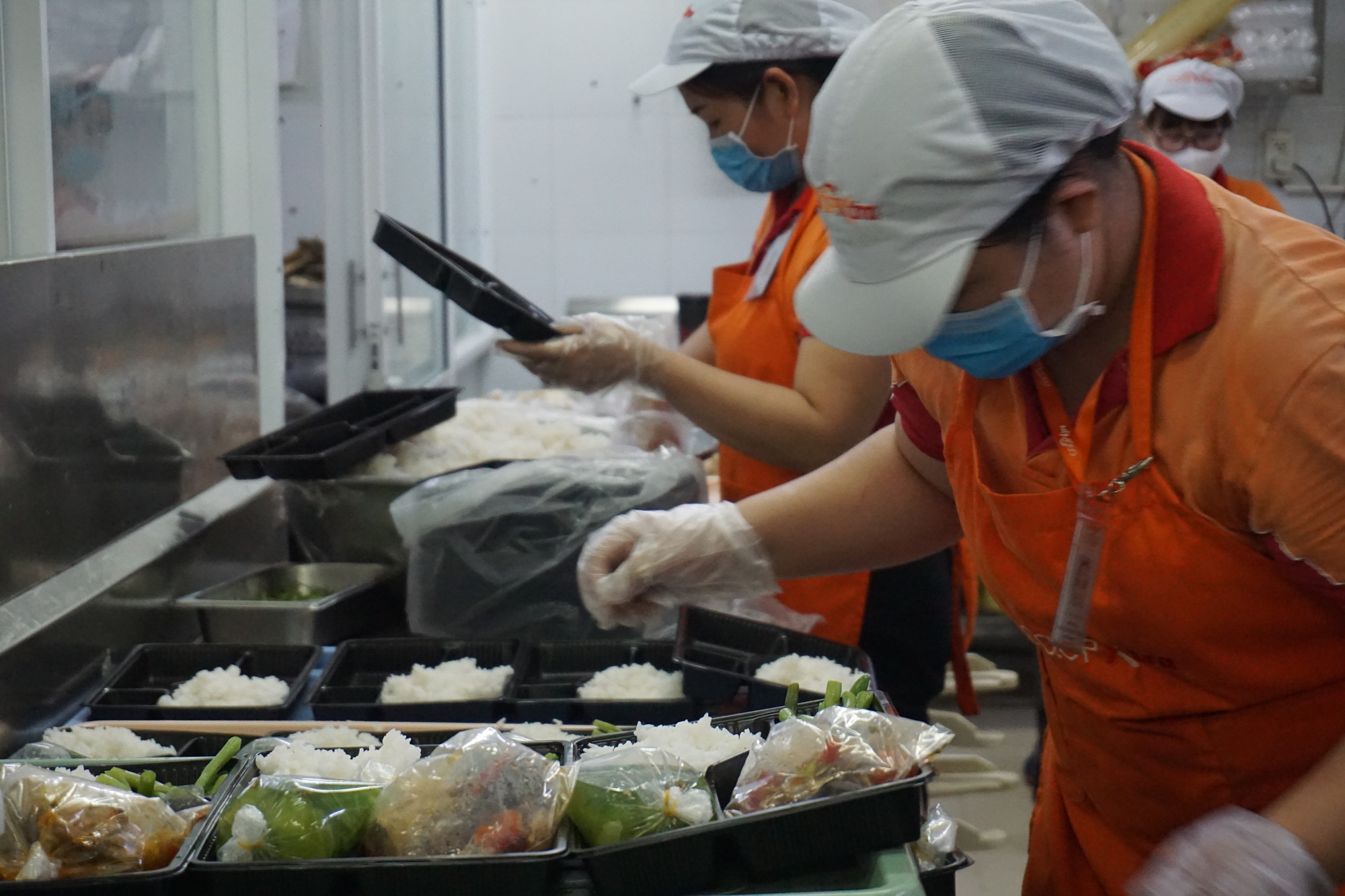 Saigon Co.op phục vụ xuyên Tết, doanh thu cao điểm gần 1.000 tỉ đồng/tuần