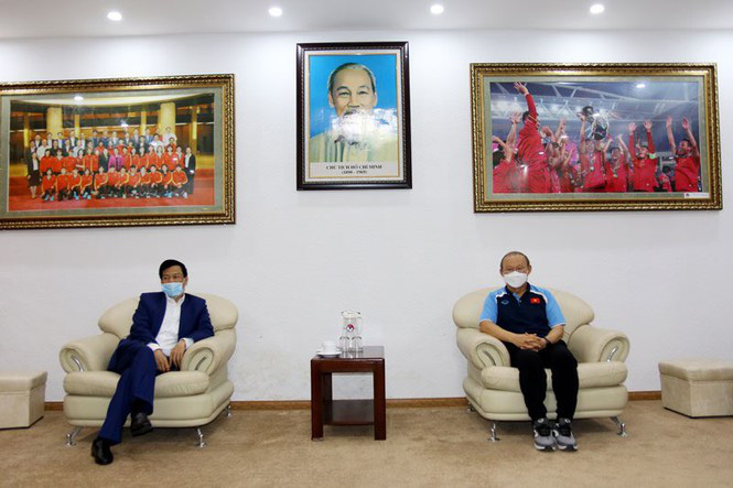 Vừa hết hạn c&aacute;ch ly, HLV Park Hang-seo n&ecirc;u mục ti&ecirc;u tại v&ograve;ng loại World Cup 2022 - Ảnh 1.