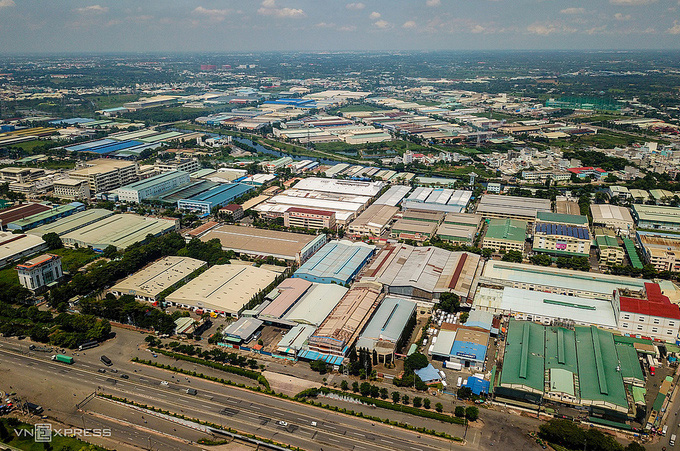Hai mảng s&aacute;ng tối của bức tranh bất động sản 2021 - Ảnh 1.