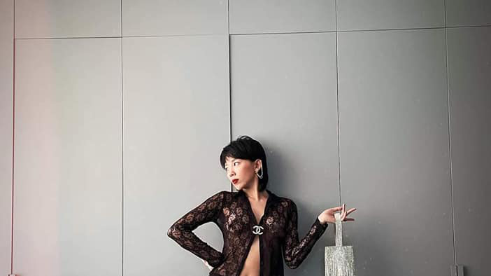 Những bộ cánh gây choáng của sao Việt ngày Tết