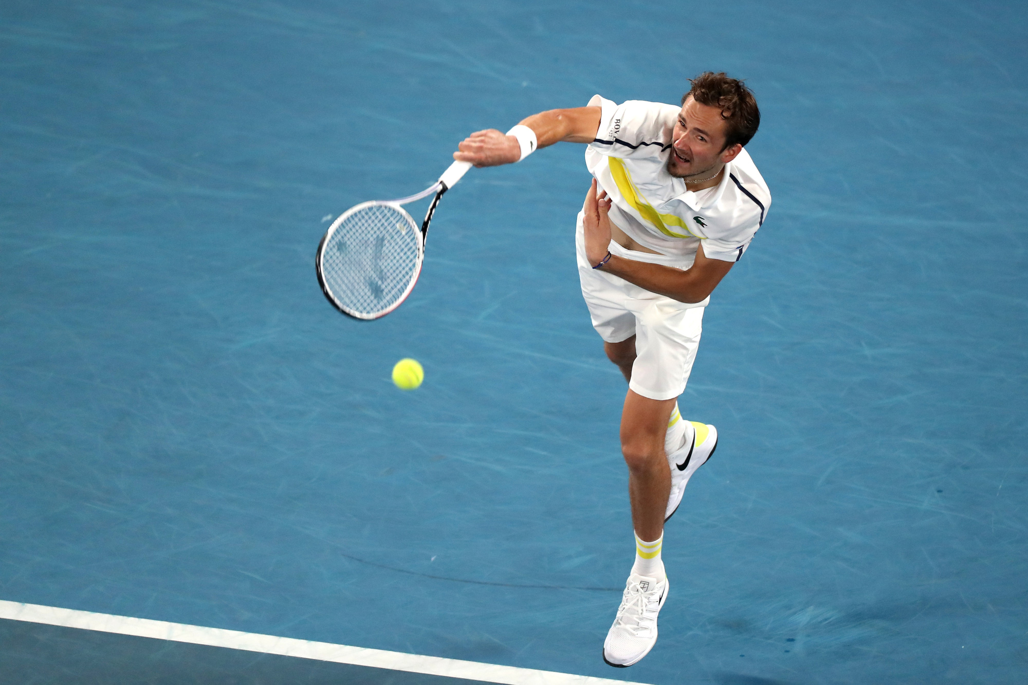 Medvedev hẹn chung kết với Djokovic sau khi hạ gục nhanh Tsitsipas - Ảnh 5.