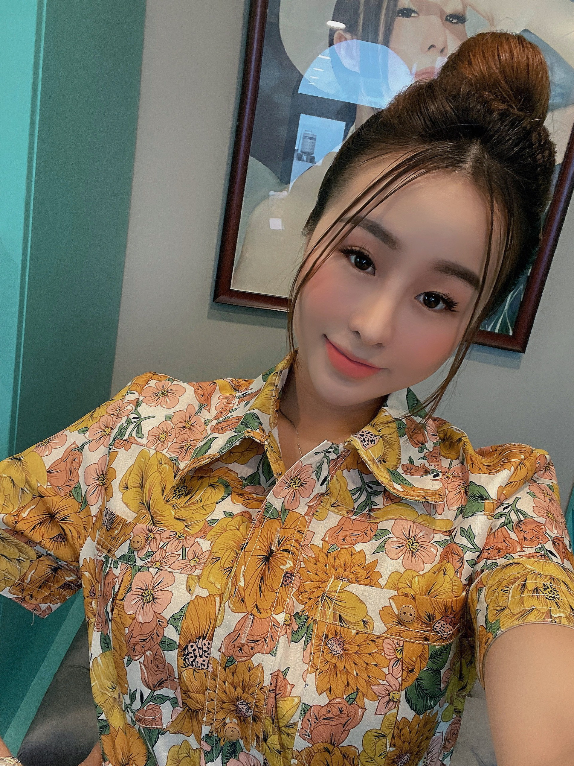 Lại Thụy Yến Nhi: H&eacute; lộ ch&acirc;n dung nữ chủ nh&acirc;n NhiJudy Store - Ảnh 6.