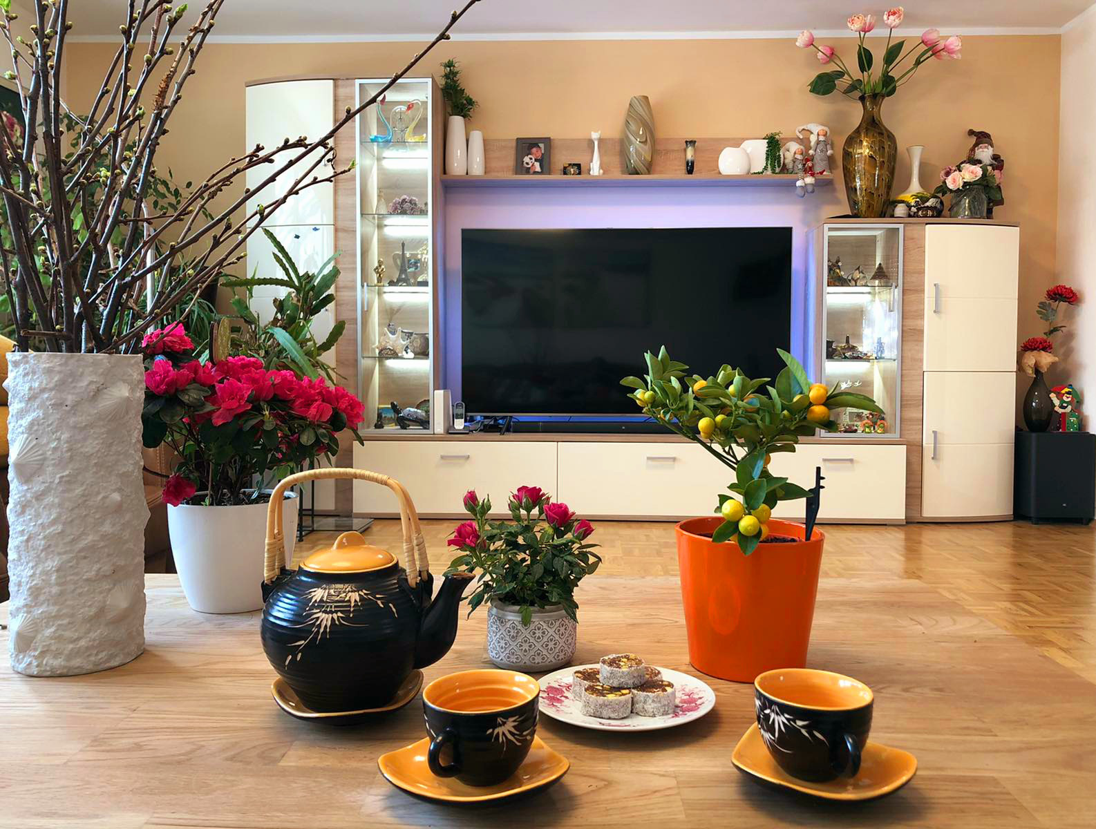 Cuộc thi NH&Agrave; M&Igrave;NH NG&Agrave;Y TẾT: Bất ngờ m&acirc;m cỗ đ&oacute;n Tết của người Việt giữa mưa tuyết nước Đức - Ảnh 4.