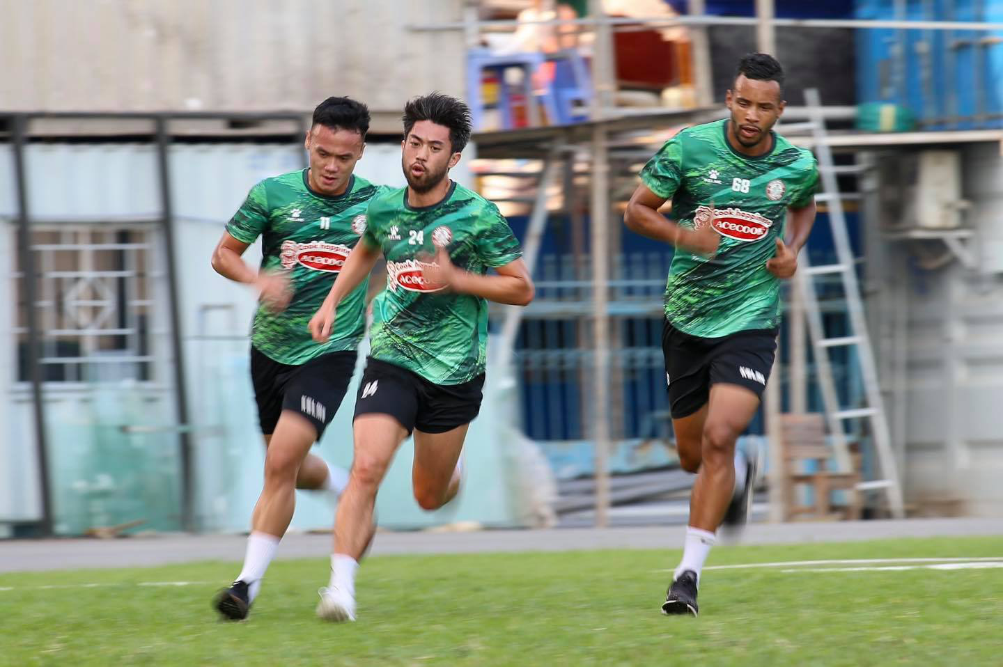 V-League đá dồn toa từ tháng 3 - Ảnh 1.