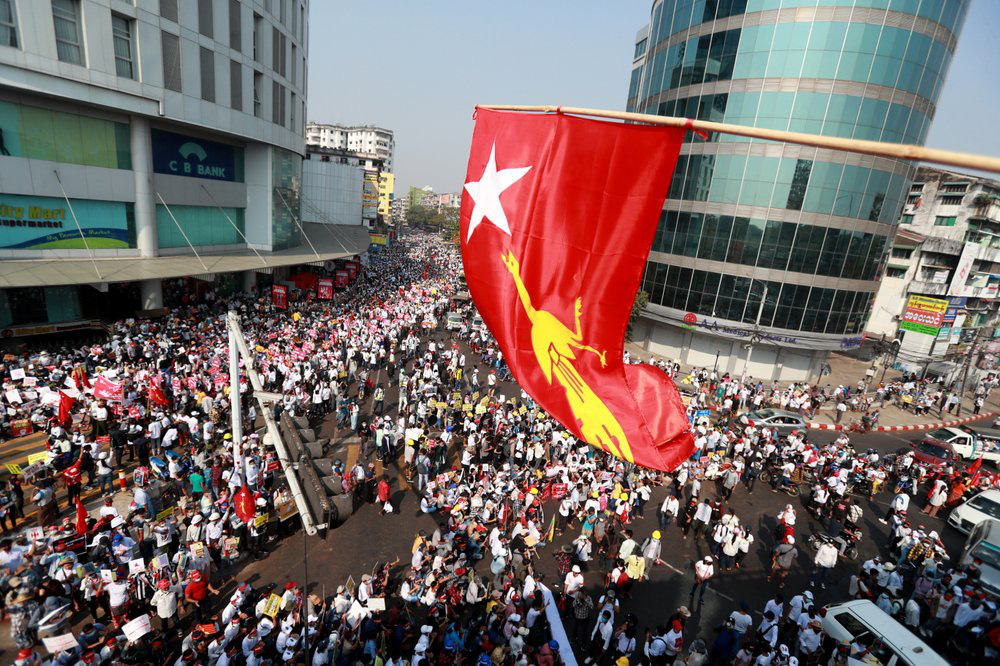 Cảnh b&aacute;o chết ch&oacute;c của qu&acirc;n đội Myanmar - Ảnh 3.
