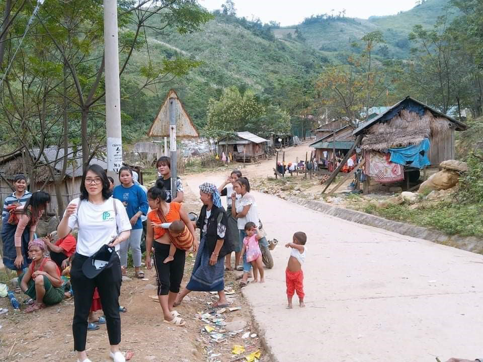 L&agrave;m b&aacute;o c&ugrave;ng B&aacute;o Người Lao Động: Ng&agrave;y xu&acirc;n đến với v&ugrave;ng bi&ecirc;n - Ảnh 1.