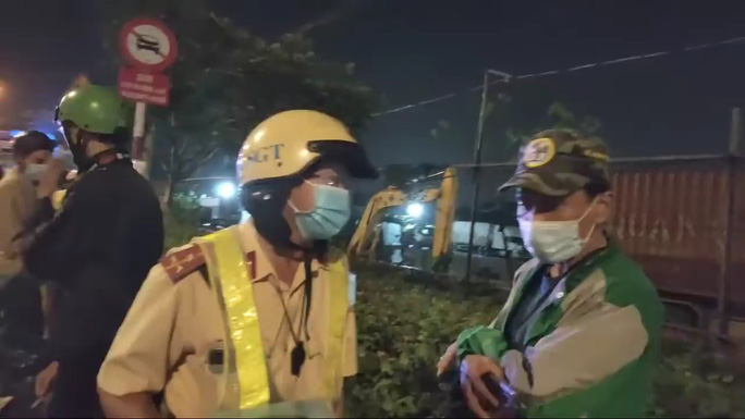 Công an vào cuộc vụ nhóm người quay video "giám sát CSGT" ở TP HCM