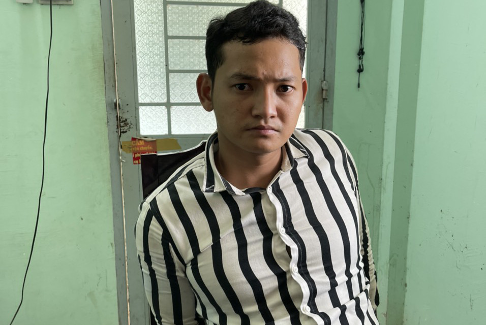 “Đấu dao” tại lò mổ heo, 1 người trọng thương