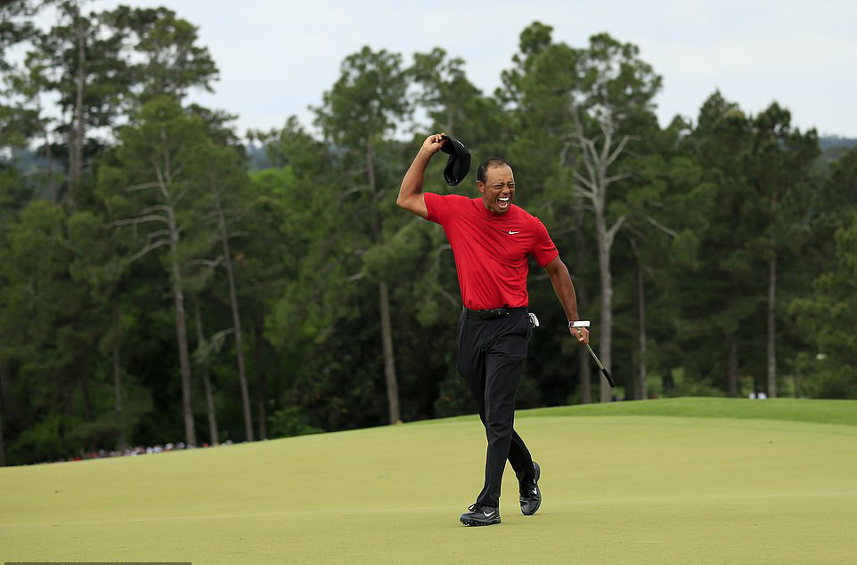 Si&ecirc;u sao Tiger Woods tho&aacute;t chết sau m&agrave;n lật xe kinh ho&agrave;ng - Ảnh 5.