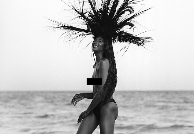“Báo đen” Naomi Campbell khoe vẻ hoang dã và quyến rũ
