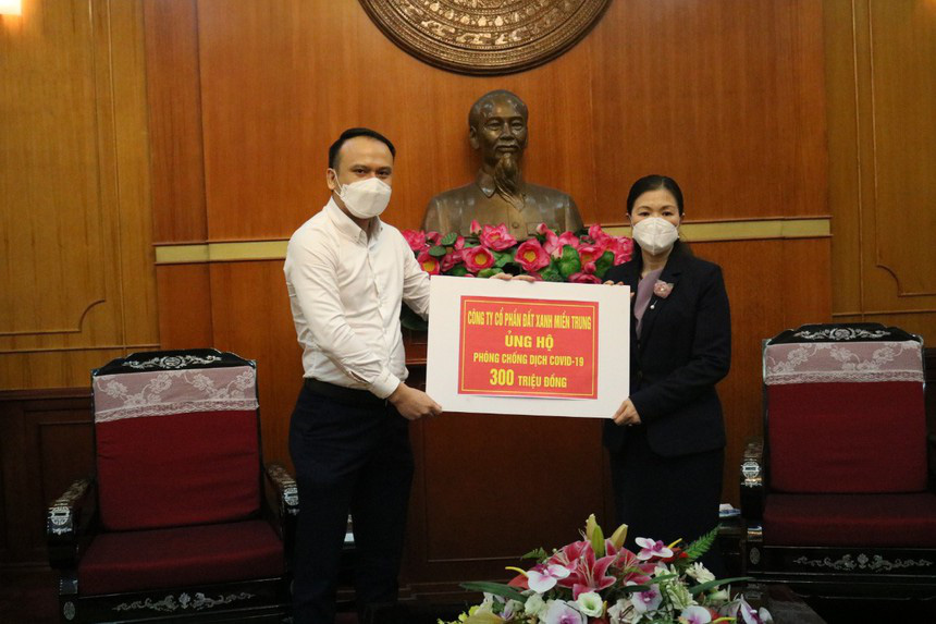 Tập đo&agrave;n Đất Xanh t&agrave;i trợ ti&ecirc;m vắc-xin Covid-19 cho nh&acirc;n vi&ecirc;n v&agrave; kh&aacute;ch h&agrave;ng - Ảnh 2.