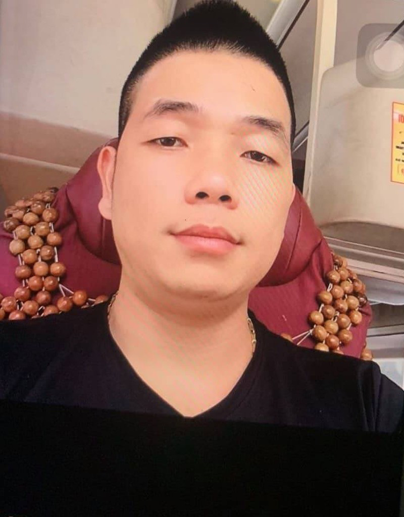 C&ocirc;ng an truy t&igrave;m người đ&agrave;n &ocirc;ng bỏ chạy khi đi c&ugrave;ng 7 người Trung Quốc nhập cảnh tr&aacute;i ph&eacute;p - Ảnh 2.