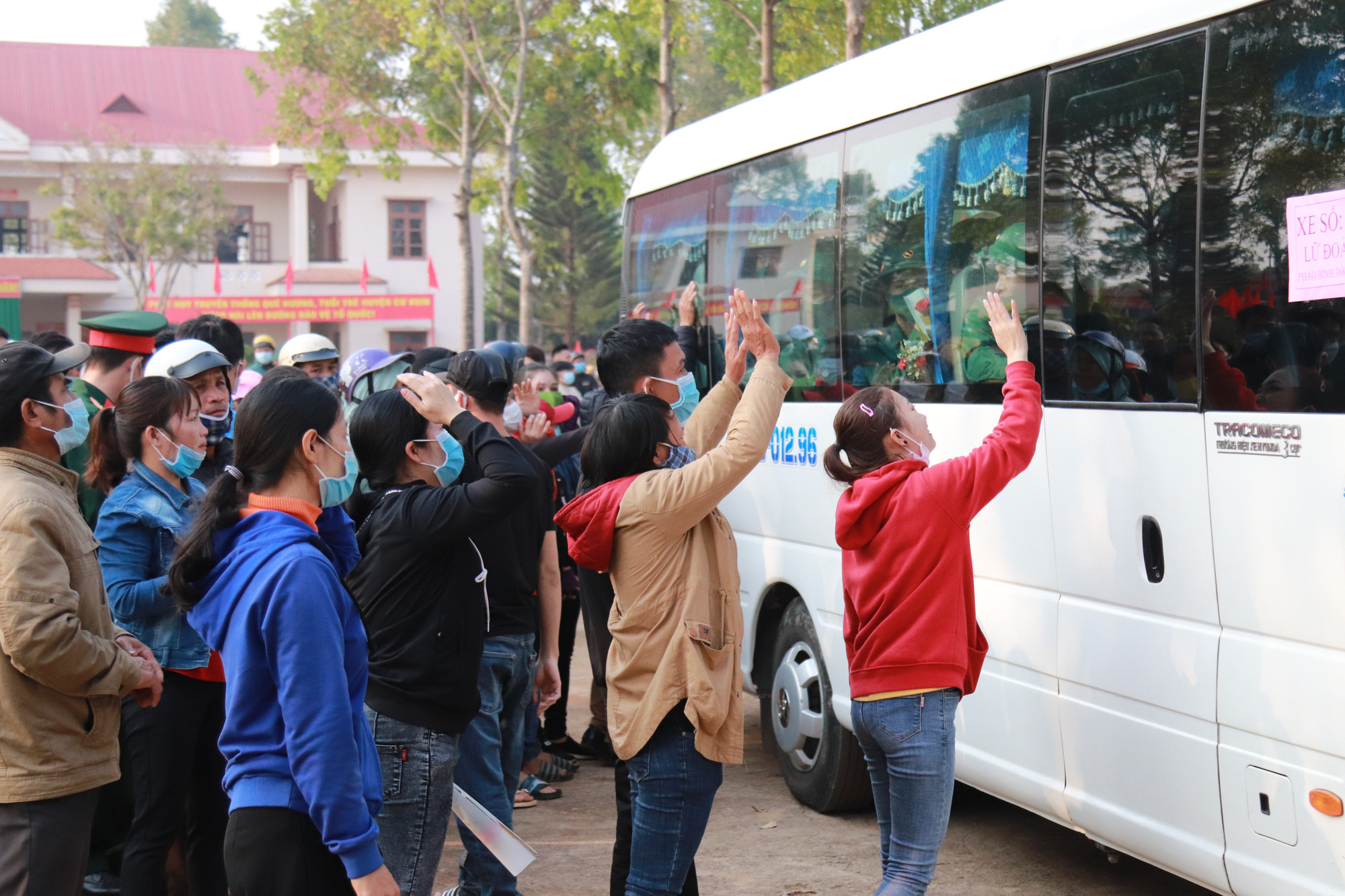 Nữ tân binh: Nghĩa vụ bảo vệ Tổ quốc không chỉ của riêng nam giới - Ảnh 8.
