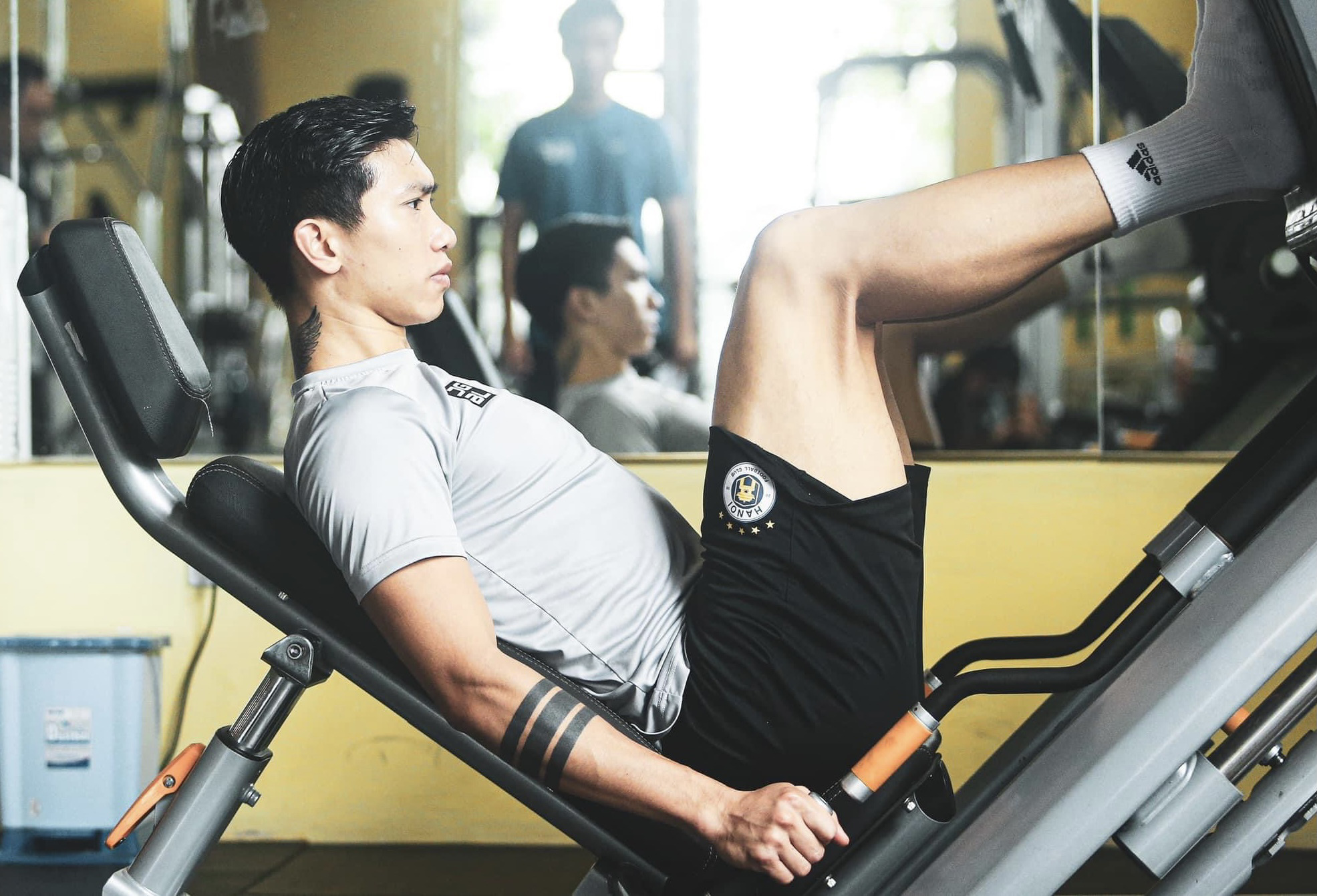 Cầu thủ Đo&agrave;n Văn Hậu c&oacute; thể t&aacute;i xuất sau 3 th&aacute;ng - Ảnh 2.