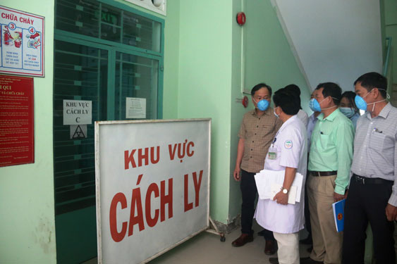 Đi lại, sinh hoạt dịp tết khi đang có dịch covid-19: Không tùy tiện cấm đoán, cách ly - Ảnh 1.