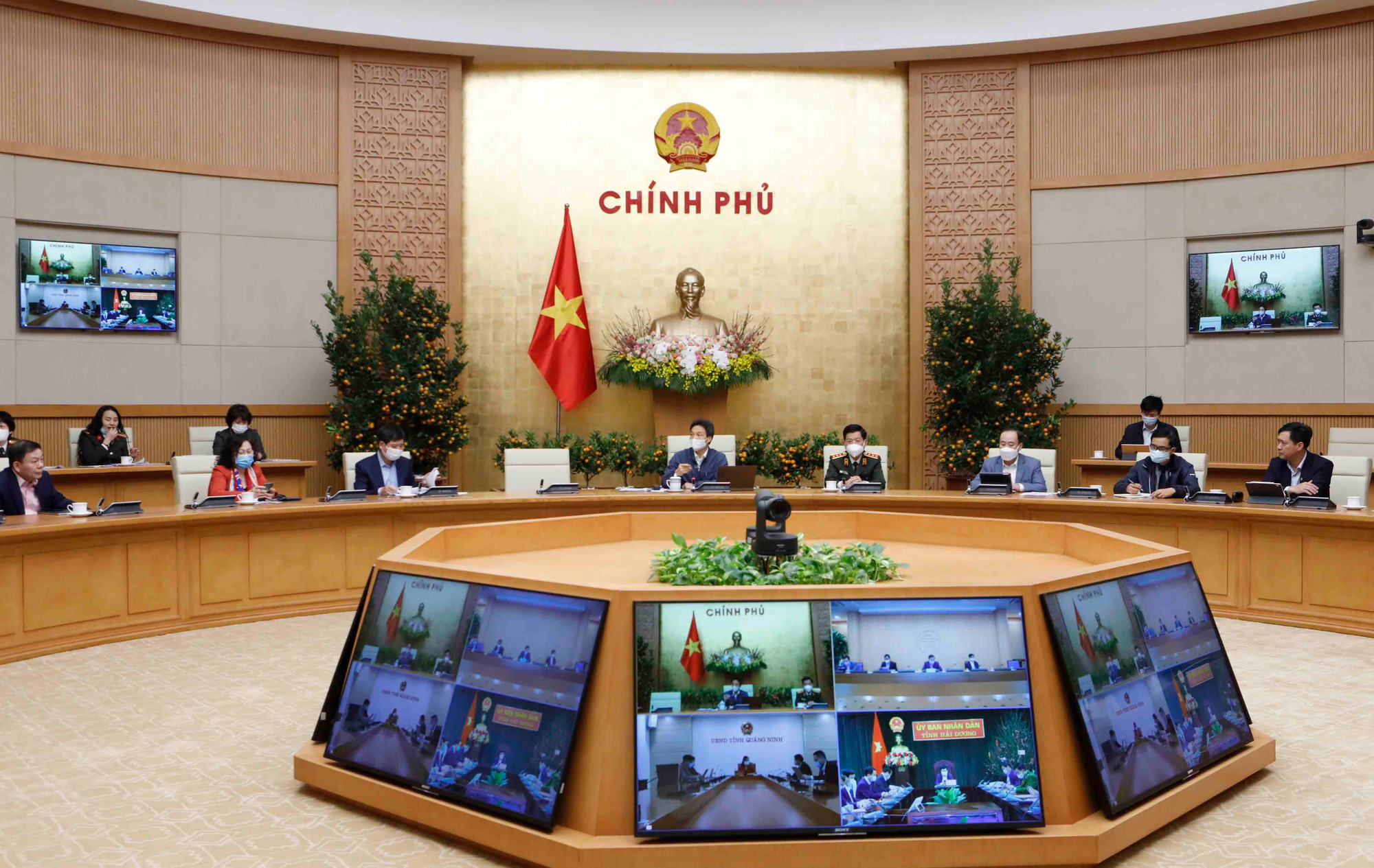 Chính phủ và cuộc chiến với Covid-19 - Ảnh 8.