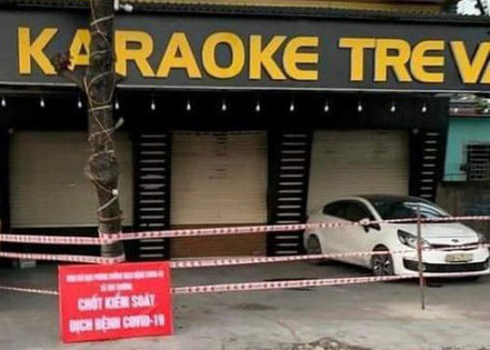 Thêm 1 "đồng nghiệp" 17 tuổi của 2 nữ nhân viên quán karaoke nhiễm SARS-CoV-2