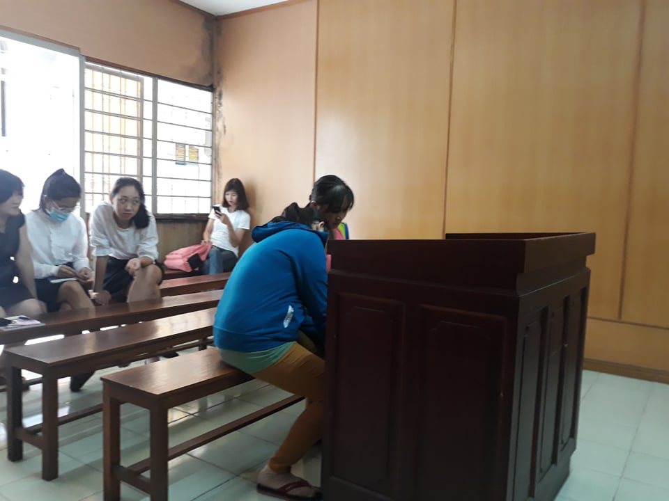 Cả mẹ và con gái cùng mắc sai lầm...  không đáng có!