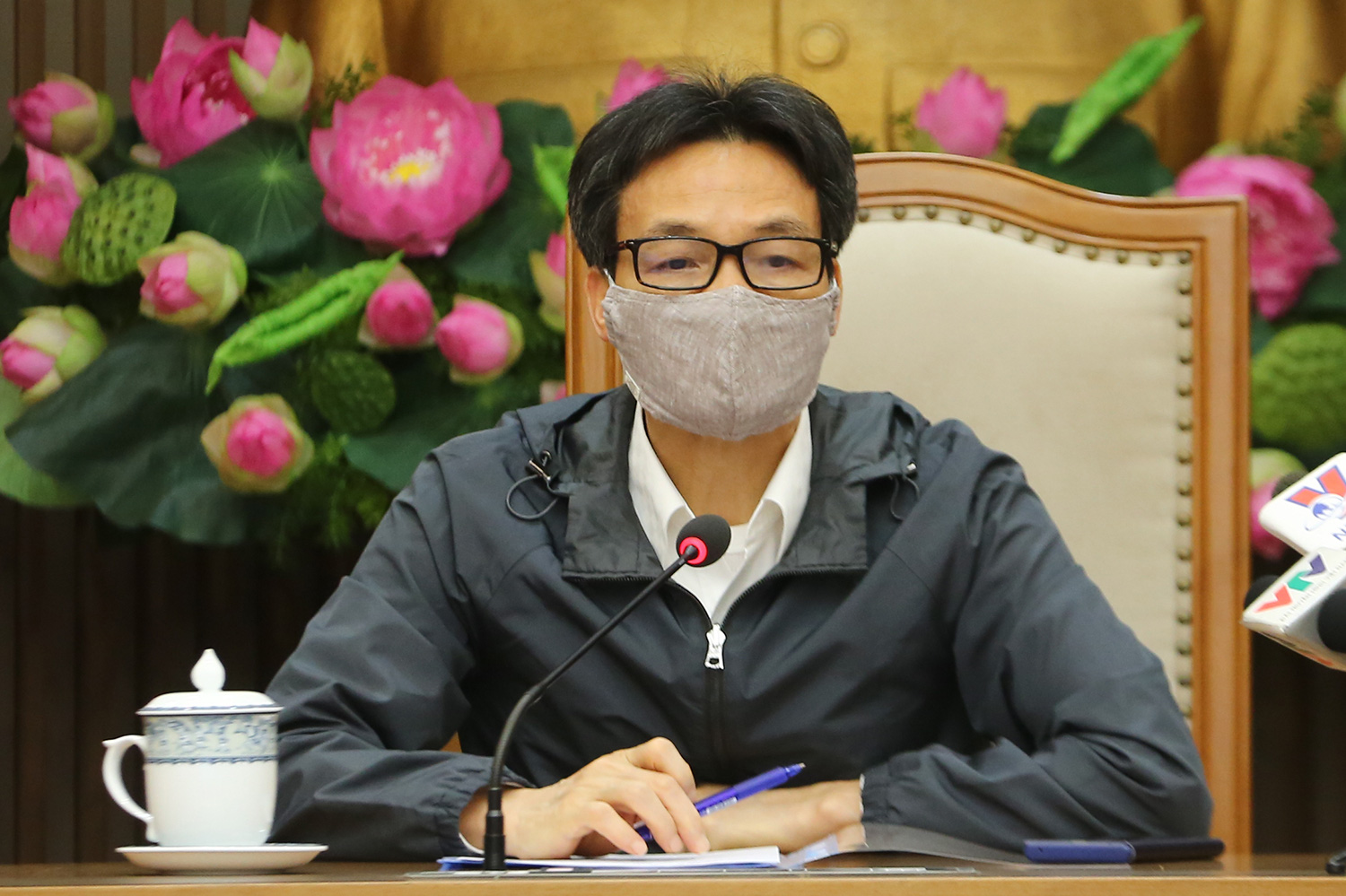 Lần đầu ti&ecirc;n kh&ocirc;ng c&oacute; ca mắc mới Covid-19 sau 10 ng&agrave;y b&ugrave;ng dịch trong cộng đồng - Ảnh 2.