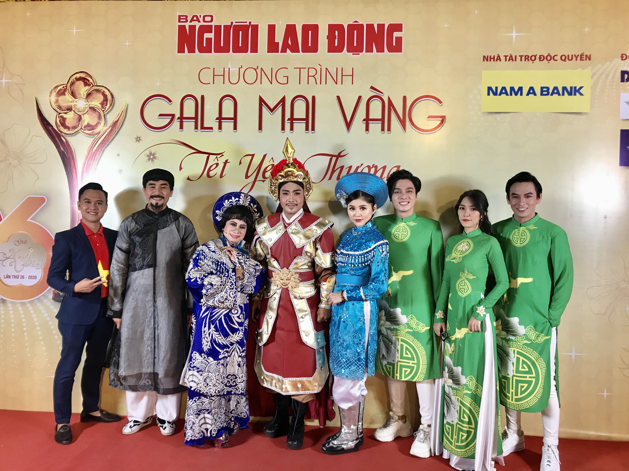 Nghệ sĩ "Mai Vàng nhân ái" truyền năng lượng tích cực cho đàn em