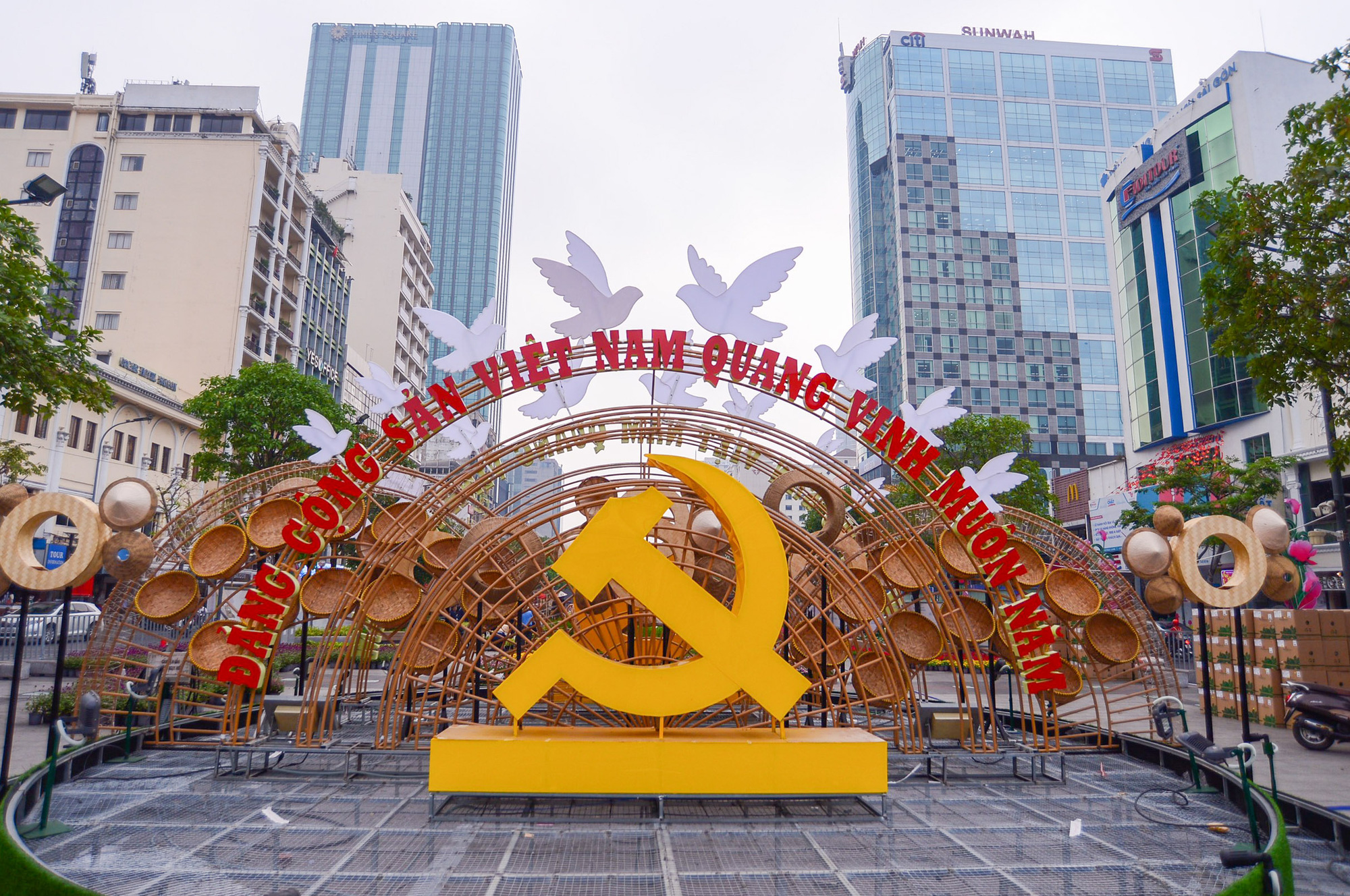 Đường hoa Nguyễn Huệ Tết T&acirc;n Sửu 2021 lộ diện trước ng&agrave;y khai mạc - Ảnh 4.