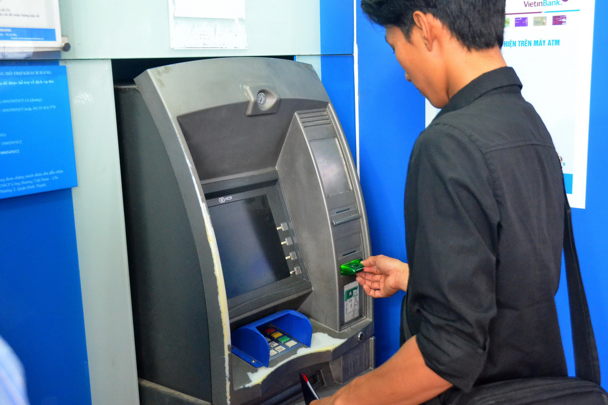 Nỗi lo rút tiền cuối năm
