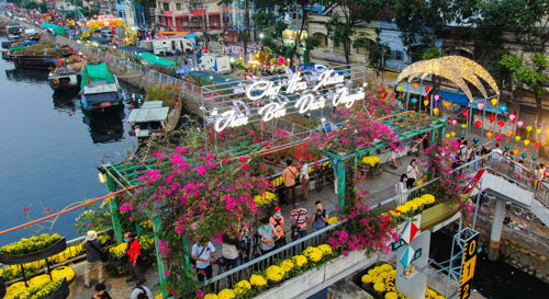 Xu&acirc;n n&agrave;y chơi g&igrave;, ở đ&acirc;u? - Ảnh 1.