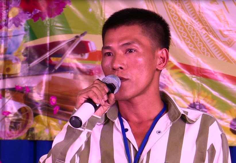 CLIP: Ấm &aacute;p hội thi &ldquo;Tiếng h&aacute;t bolero&rdquo; cho phạm nh&acirc;n trong trại giam - Ảnh 6.