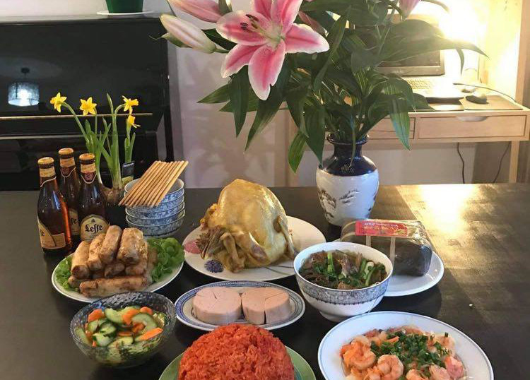 Tết Việt ở Pháp: May mà còn ẩm thực!