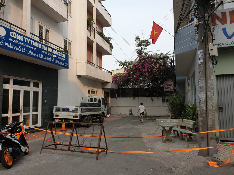 TP HCM phong tỏa 9 địa điểm liên quan các ca Covid-19 ở Tân Sơn Nhất