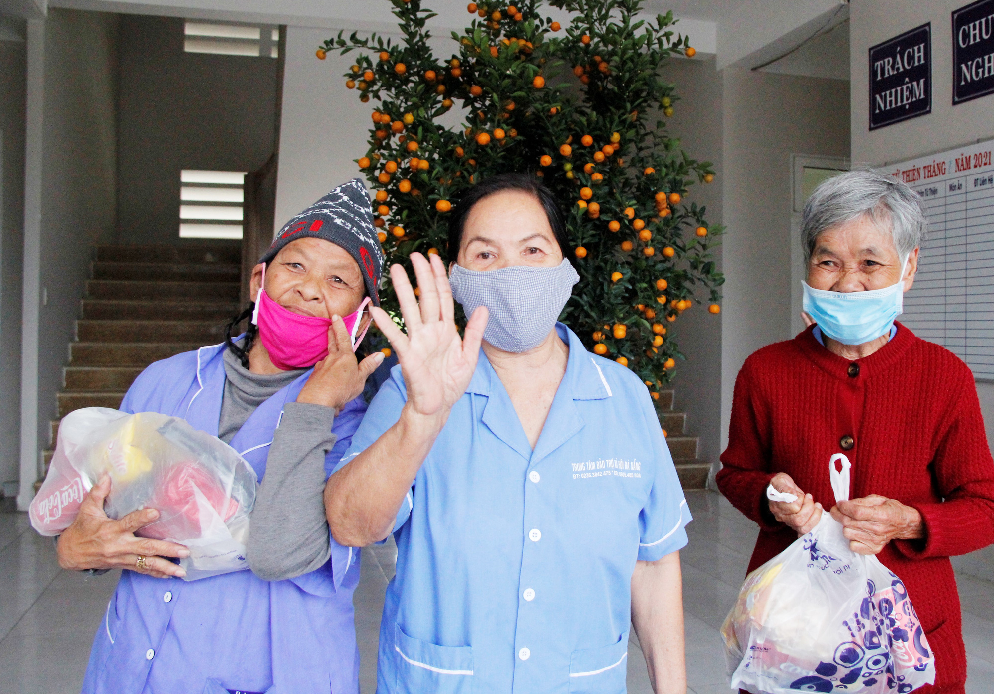 Tết ấm cho người vô gia cư” đến với Trung tâm Bảo trợ xã hội Đà Nẵng - Ảnh 4.