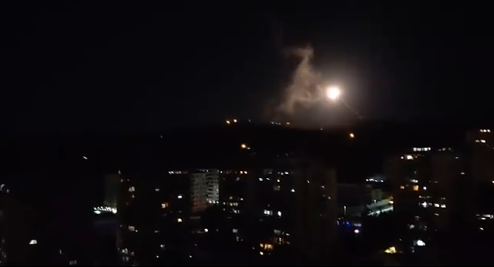 Syria tuyên bố bắn hạ hầu hết tên lửa Israel bay tới Damascus