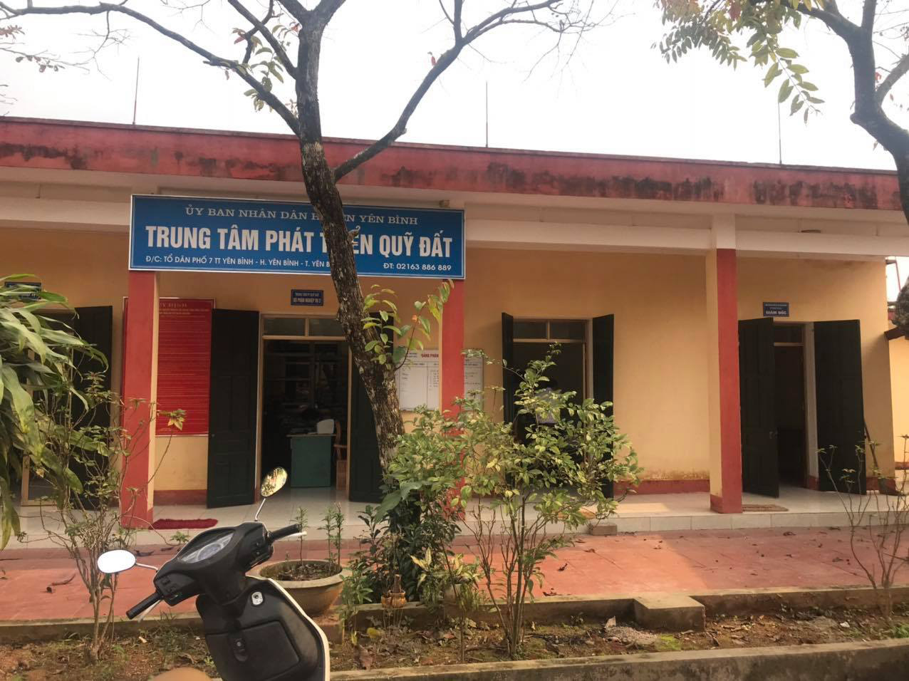 Bắt Gi&aacute;m đốc Trung t&acirc;m ph&aacute;t triển quỹ đất c&ugrave;ng nhiều thuộc cấp ở Y&ecirc;n B&aacute;i - Ảnh 1.