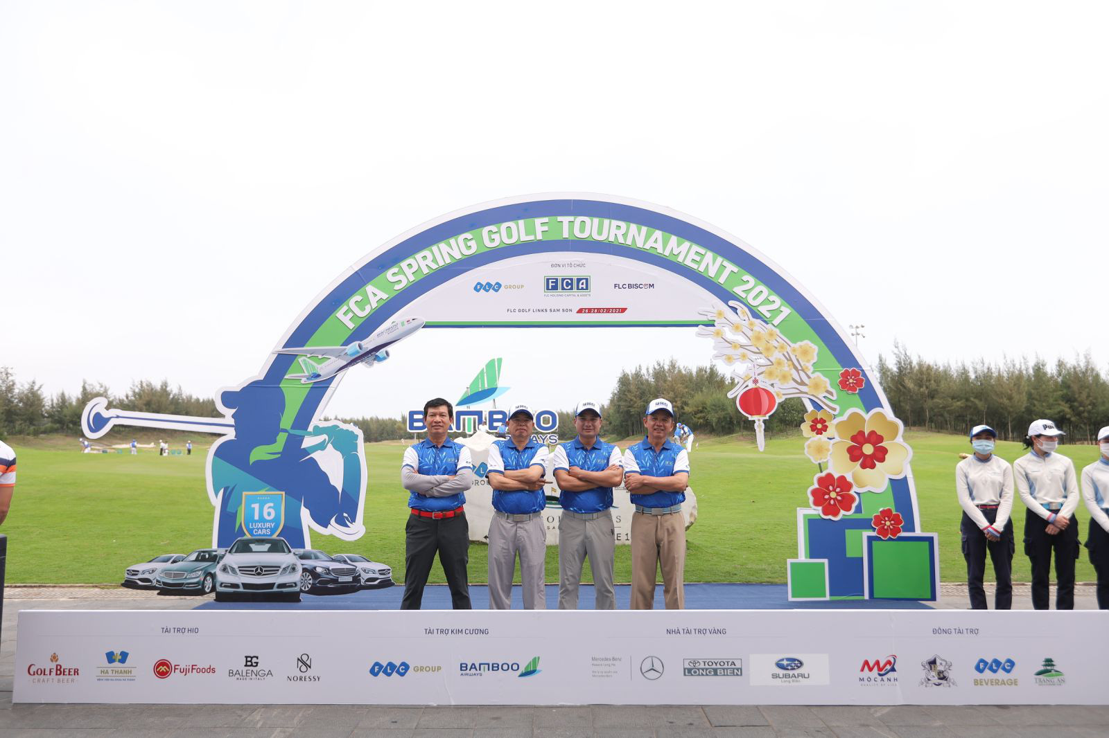 Khai gậy đầu xu&acirc;n &ndash; FCA Spring Golf Tournament 2021 ch&iacute;nh thức khởi tranh - Ảnh 1.