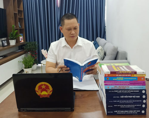 Học để không bị tụt hậu