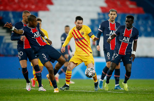 Champions League: Tượng đài sụp đổ