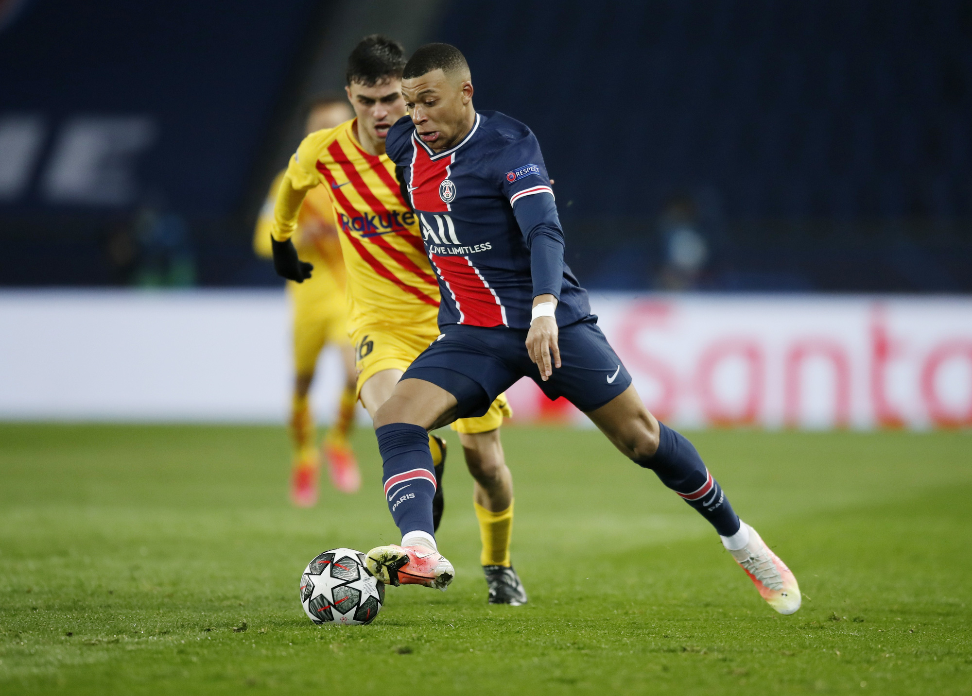 Huyền thoại Man United tin rằng Liverpool sẽ c&oacute; được ch&acirc;n s&uacute;t Mbappe - Ảnh 2.